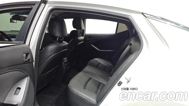 Kia K5 2015 thumb 4