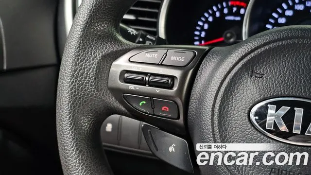 Kia K5 2015 thumb 12