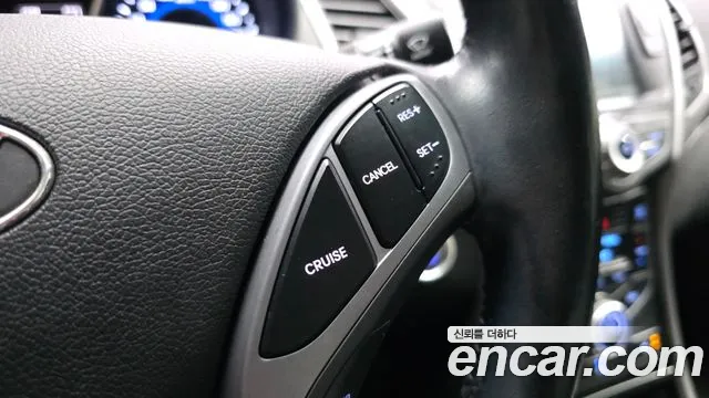 Hyundai Avante 2015 thumb 10