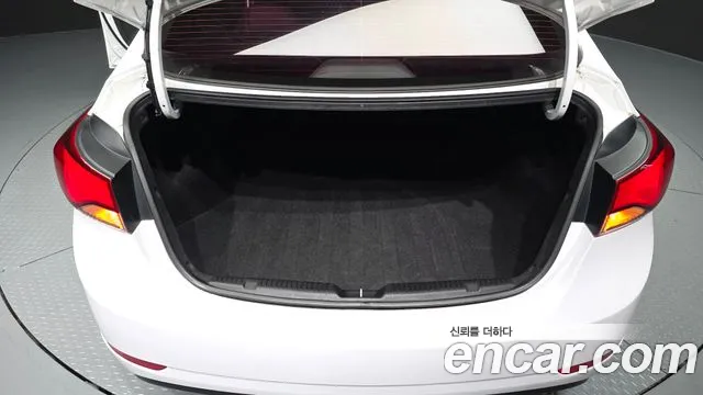 Hyundai Avante 2015 thumb 11