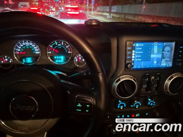 Jeep Wrangler 2012 thumb 3