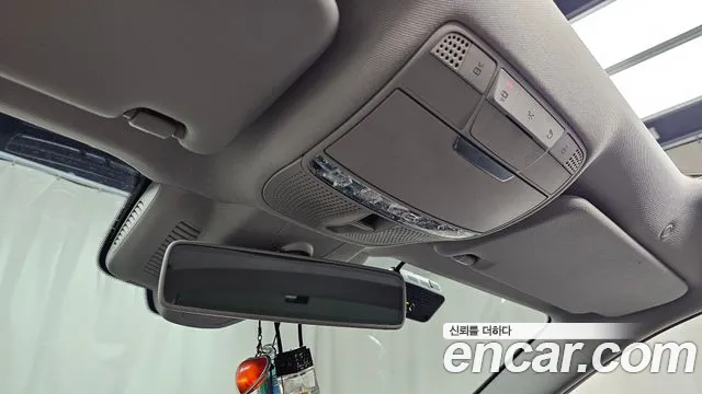 Mercedes-Benz E-Класс 2016 thumb 11