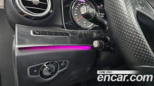 Mercedes-Benz E-Класс 2016 thumb 12