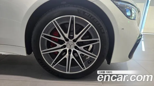 Mercedes-Benz AMG GT 2025 thumb 11
