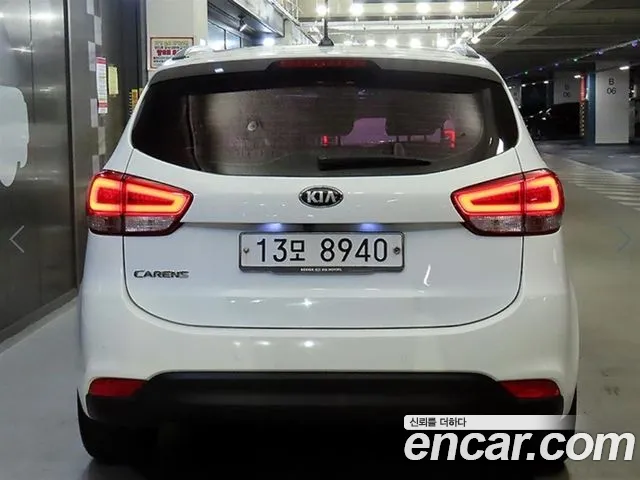 Kia Carens 2013 thumb 9