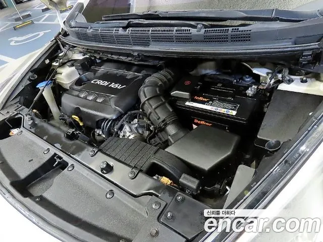 Kia Carens 2013 thumb 2