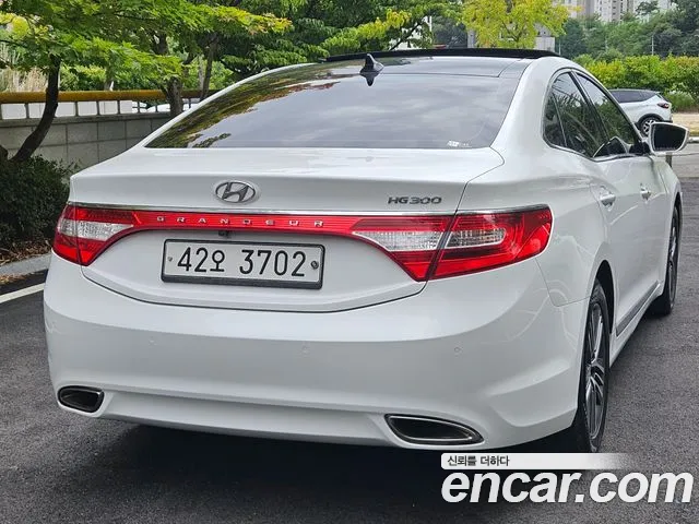 Hyundai Grandeur 2014 thumb 12