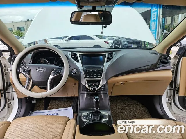 Hyundai Grandeur 2014 thumb 4