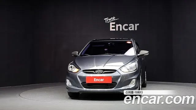 Hyundai Accent 2012 thumb 5