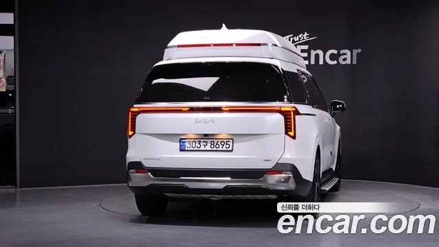 Kia Carnival 2024 thumb 6