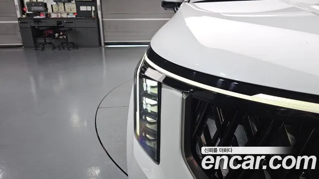 Kia Carnival 2024 thumb 3