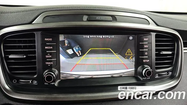 Kia Sorento 2017 thumb 5