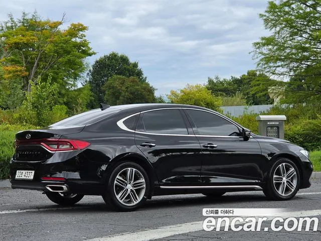 Hyundai Grandeur 2017 thumb 11