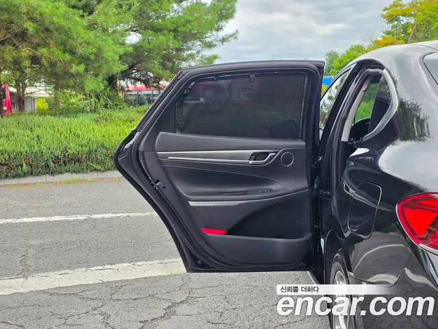 Hyundai Grandeur 2017 thumb 5