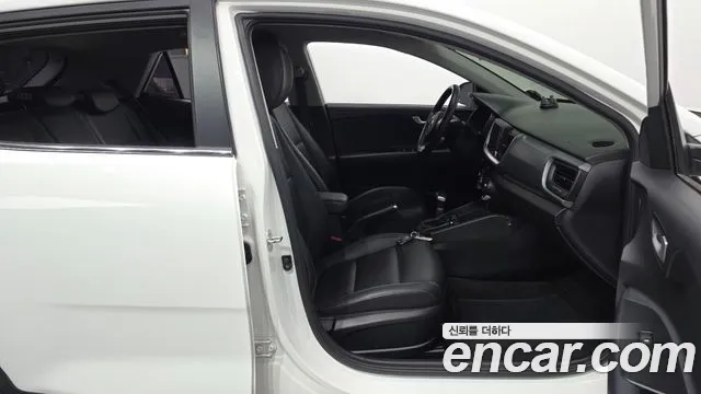 Kia Stonic 2018 thumb 6