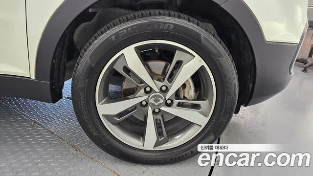 KG_Mobility_Ssangyong KORANDO 2017 thumb 11