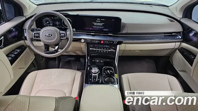 Kia Carnival 2021 thumb 2