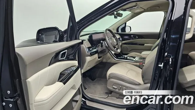 Kia Carnival 2021 thumb 6