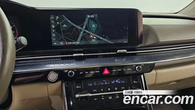 Kia Carnival 2021 thumb 12