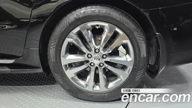 Kia Carnival 2017 thumb 6