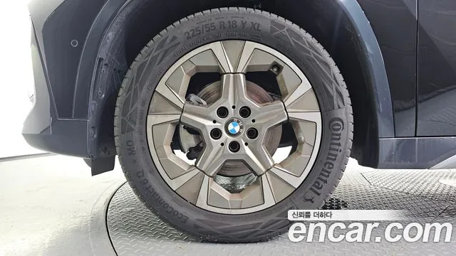 BMW X1 2023 thumb 12