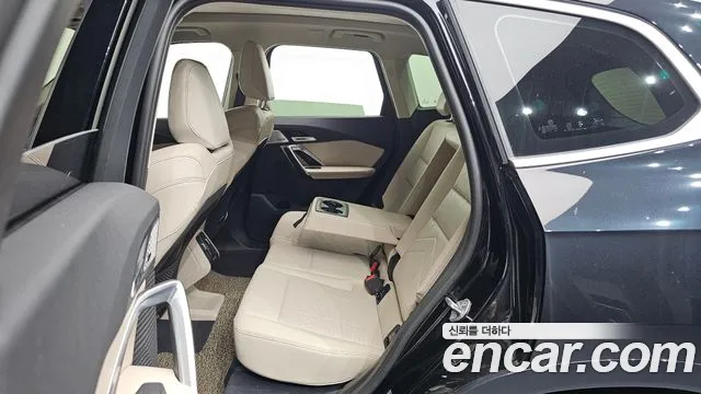 BMW X1 2023 thumb 9
