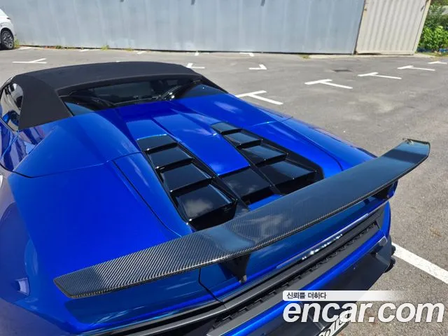 Lamborghini Huracan 2019 thumb 10