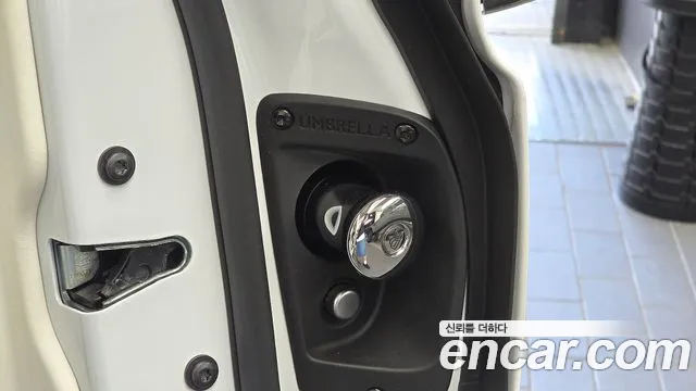 Rolls-Royce Ghost 2021 thumb 3