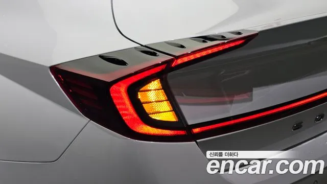 Hyundai Sonata 2022 thumb 3