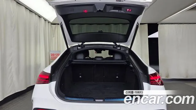 Mercedes-Benz E-Класс 2023 thumb 8
