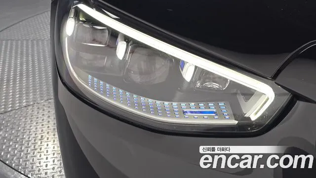 Mercedes-Benz S-Class 2023 thumb 12