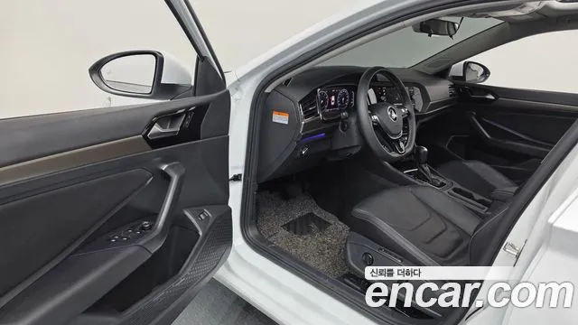 Volkswagen Jetta 2021 thumb 7