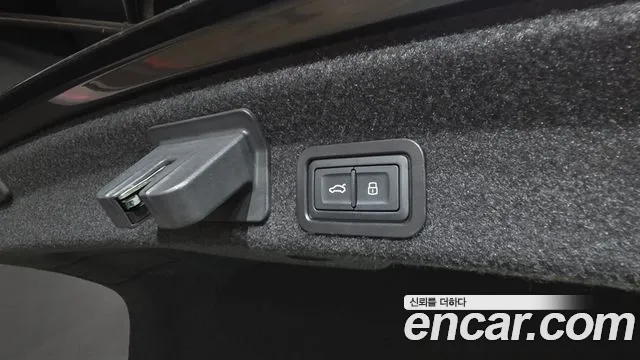 Audi A6 2020 thumb 5