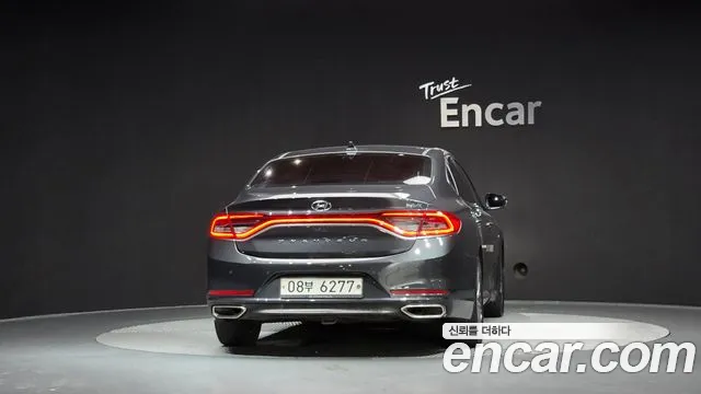 Hyundai Grandeur 2017 thumb 6