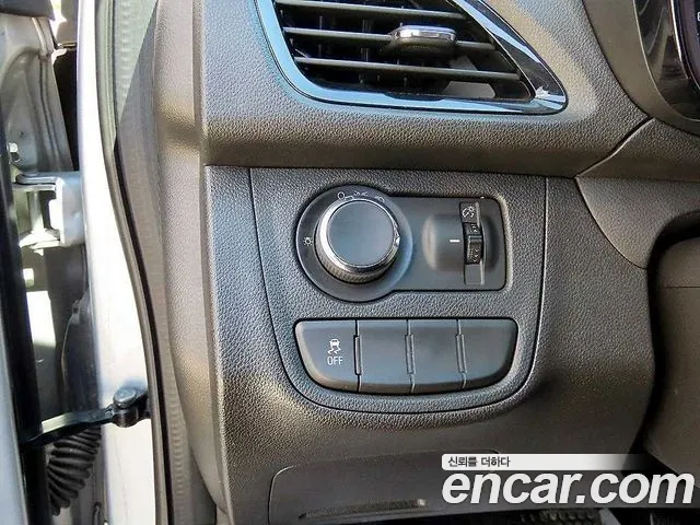 Chevrolet Spark 2017 thumb 2