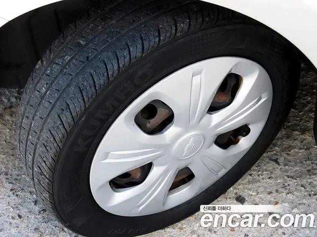 Chevrolet Spark 2017 thumb 3