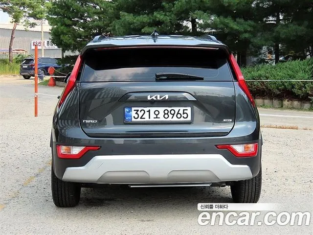 Kia Niro 2022 thumb 7