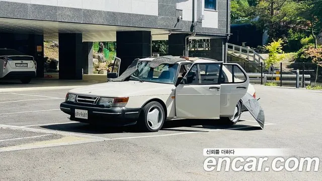 Saab 900 1993 thumb 4