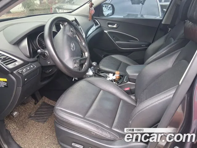 Hyundai Santa Fe 2014 thumb 3