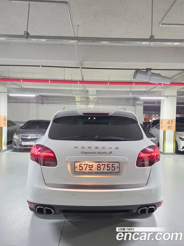 Porsche Cayenne 2013 thumb 5