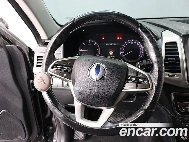 KG_Mobility_Ssangyong Rexton 2018 thumb 2