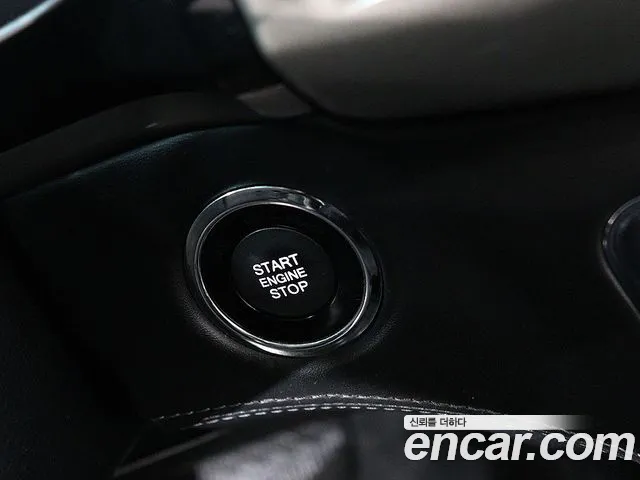 KG_Mobility_Ssangyong Rexton 2018 thumb 4