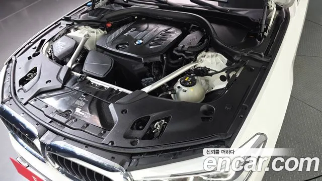 BMW 5 серии 2018 thumb 6