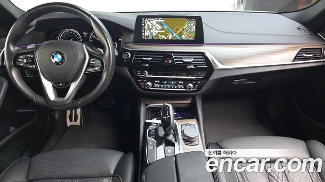 BMW 5 серии 2018 thumb 7