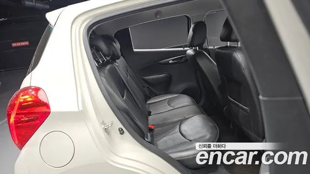 Chevrolet Spark 2016 thumb 11