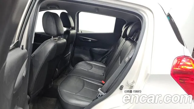 Chevrolet Spark 2016 thumb 12