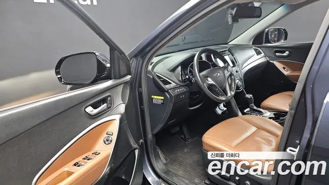 Hyundai Santa Fe 2016 thumb 10