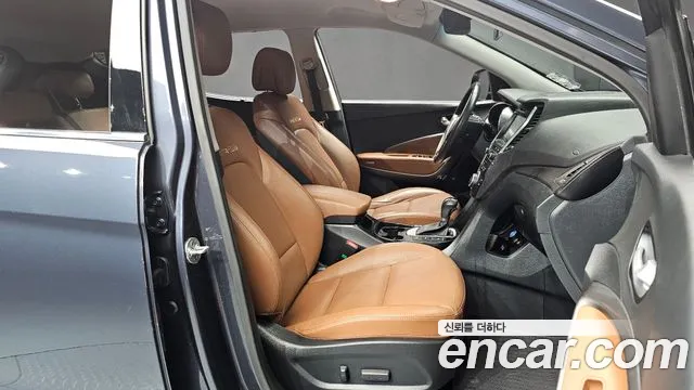 Hyundai Santa Fe 2016 thumb 11