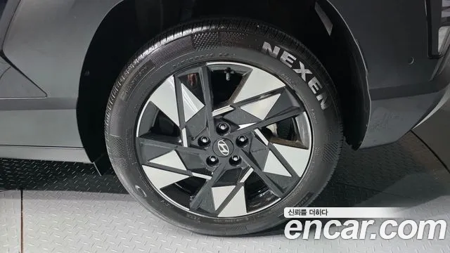 Hyundai Kona 2024 thumb 5