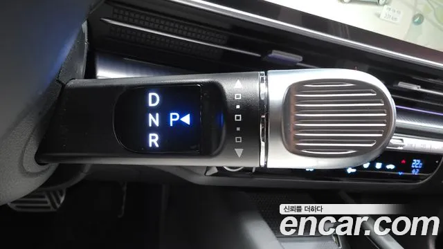 Hyundai IONIQ 6 2023 thumb 12